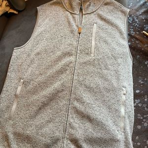 Crown & Ivy grey vest size medium